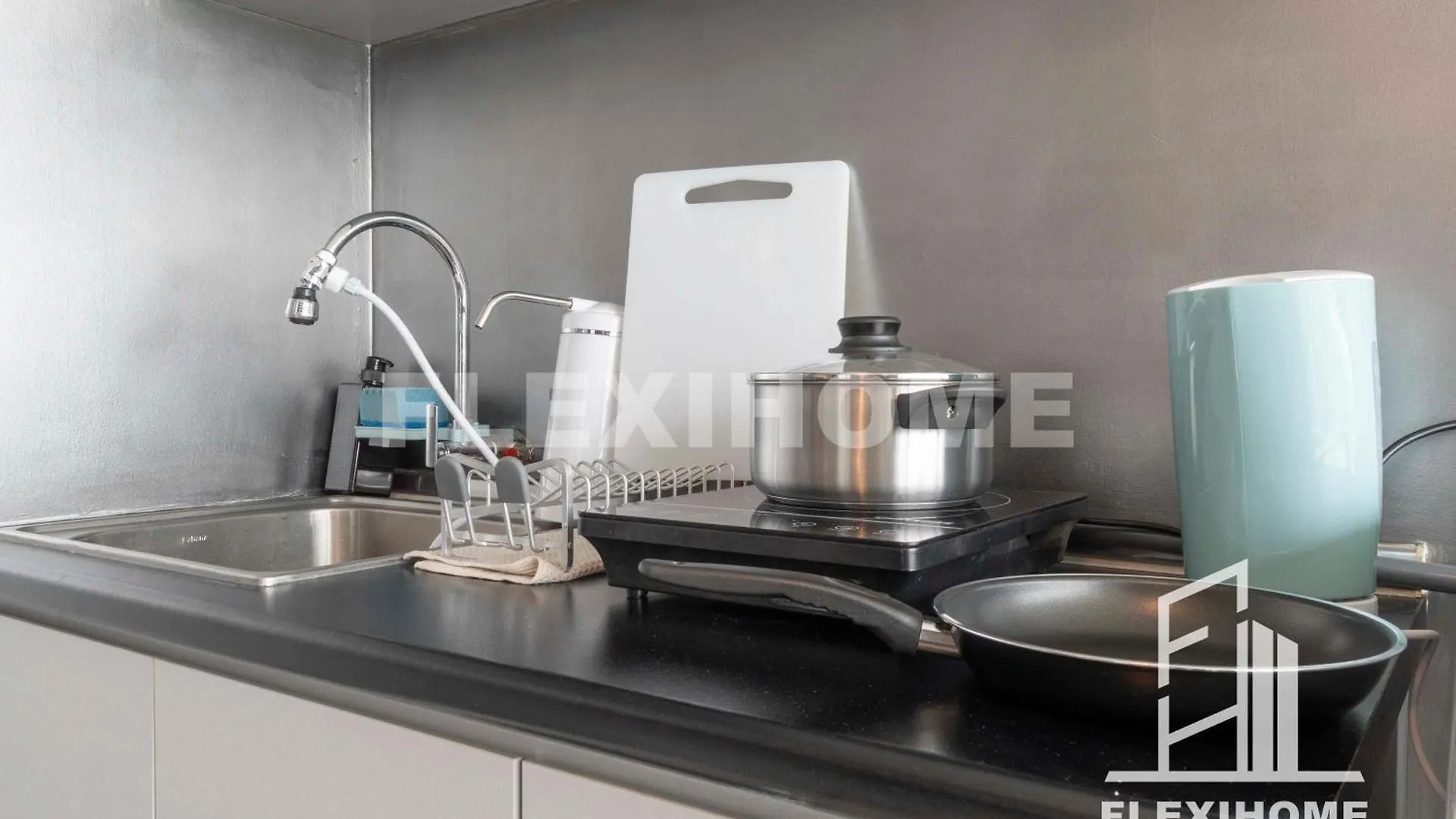 Atria Sofo Suites: Panoramic City Views in Petaling Jaya Apartment