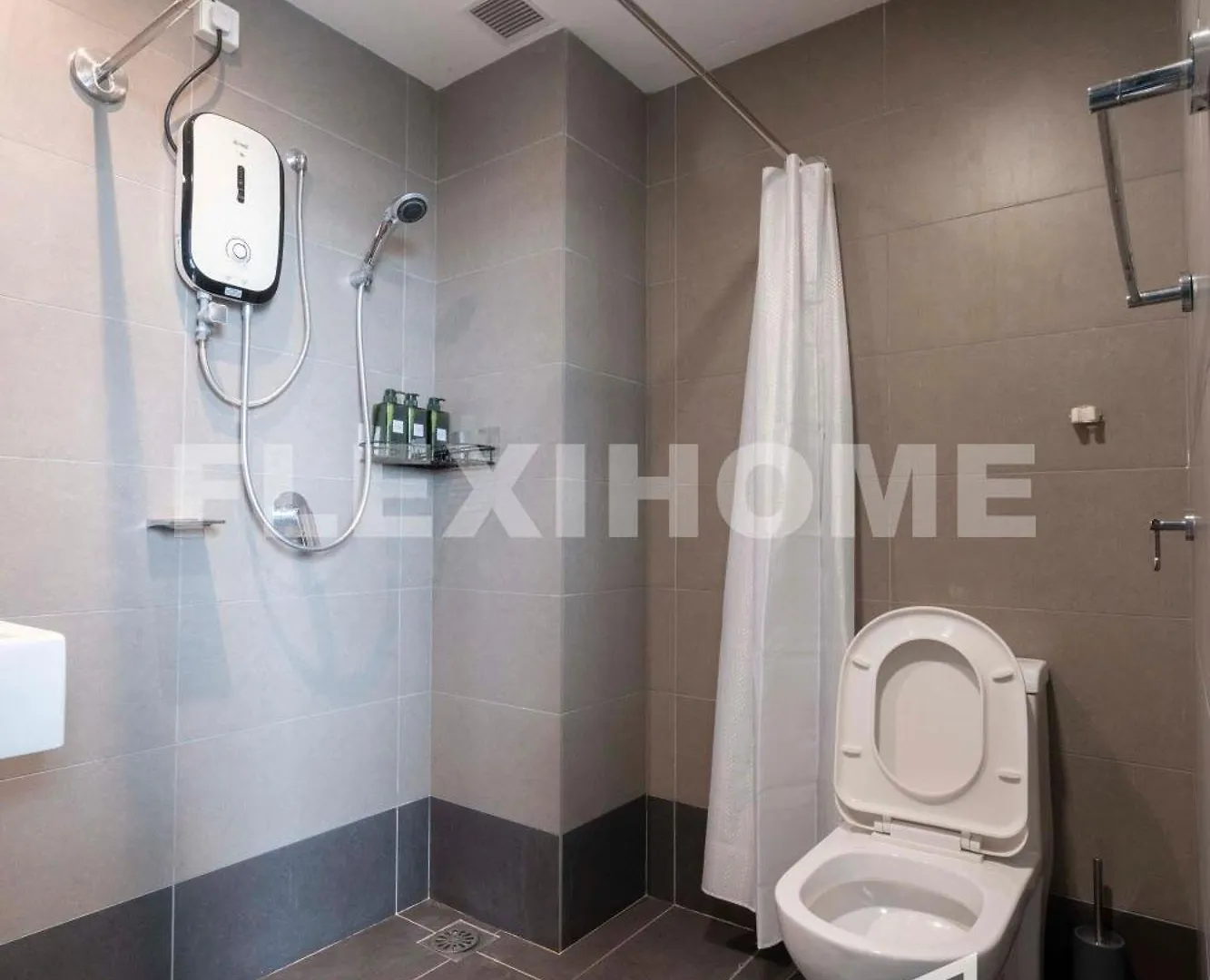 Atria Sofo Suites: Panoramic City Views in Petaling Jaya Apartment
