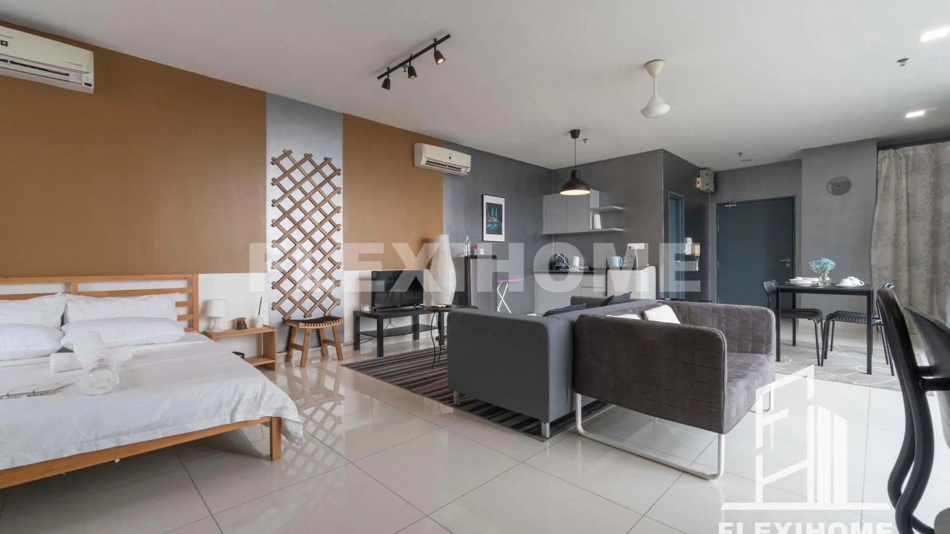 Atria Sofo Suites: Panoramic City Views in Petaling Jaya