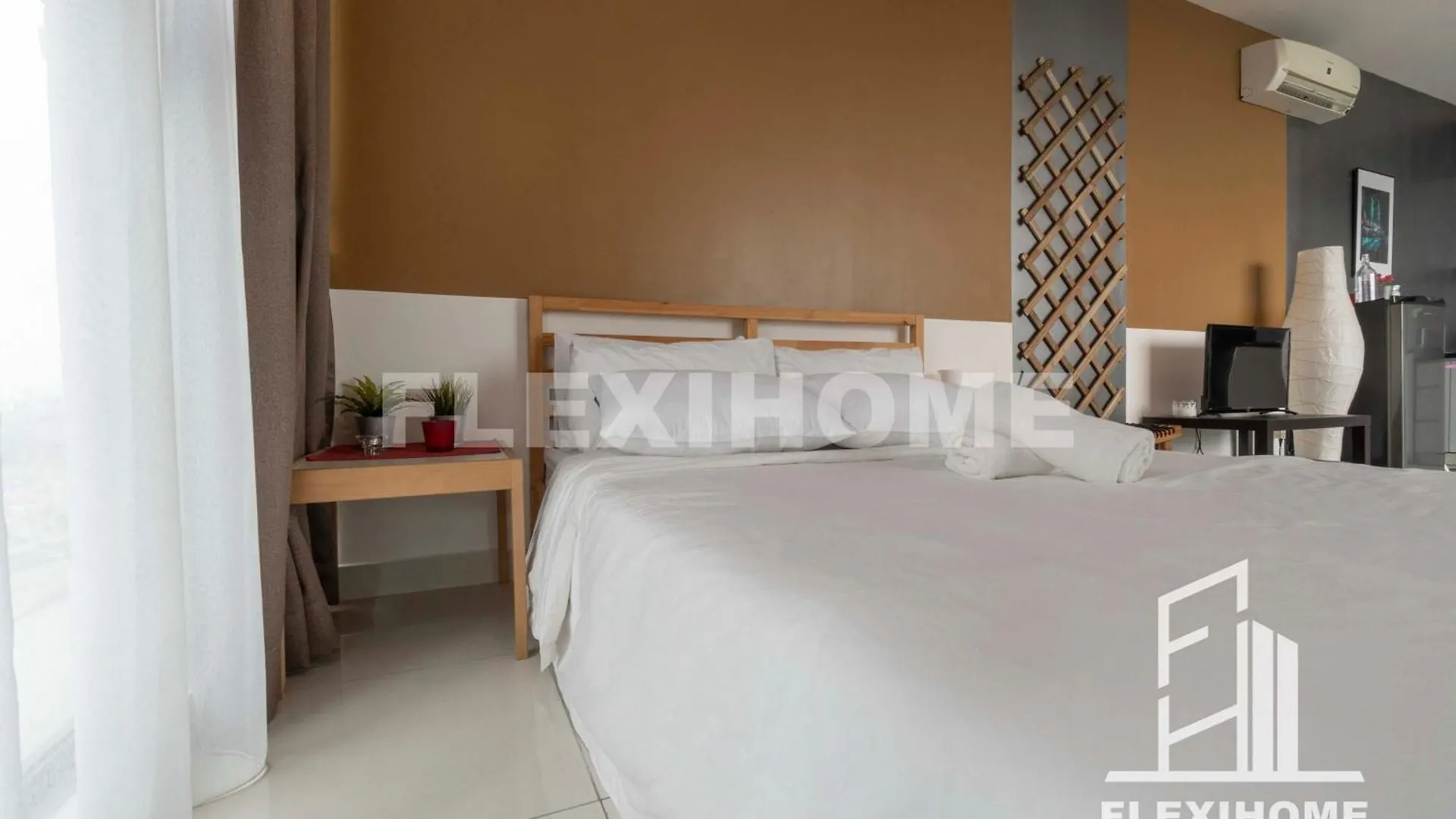 Atria Sofo Suites Petaling Jaya, Fantastic City-Wide View, Designed Suites, Spacious & Quiet Studio By Flexihome-My